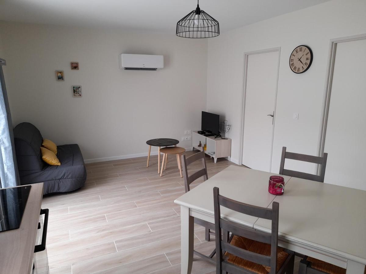 Le Logis De Suzac Apartment Les Mathes Luaran gambar