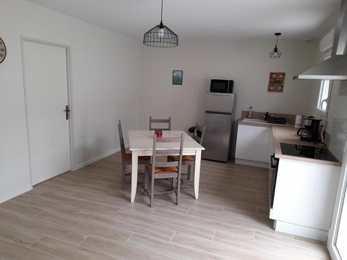 Le Logis De Suzac Apartment Les Mathes Luaran gambar