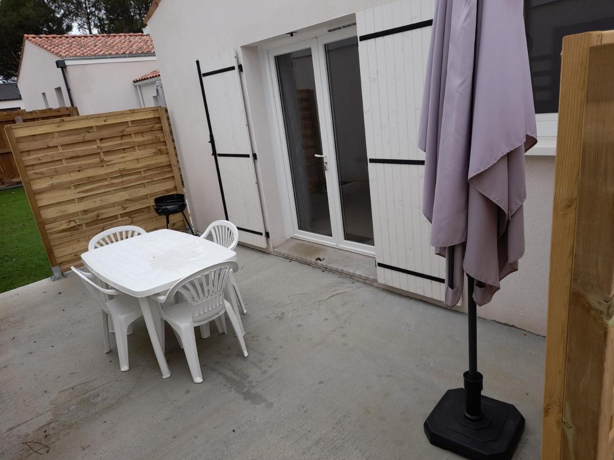 Le Logis De Suzac Apartment Les Mathes Luaran gambar